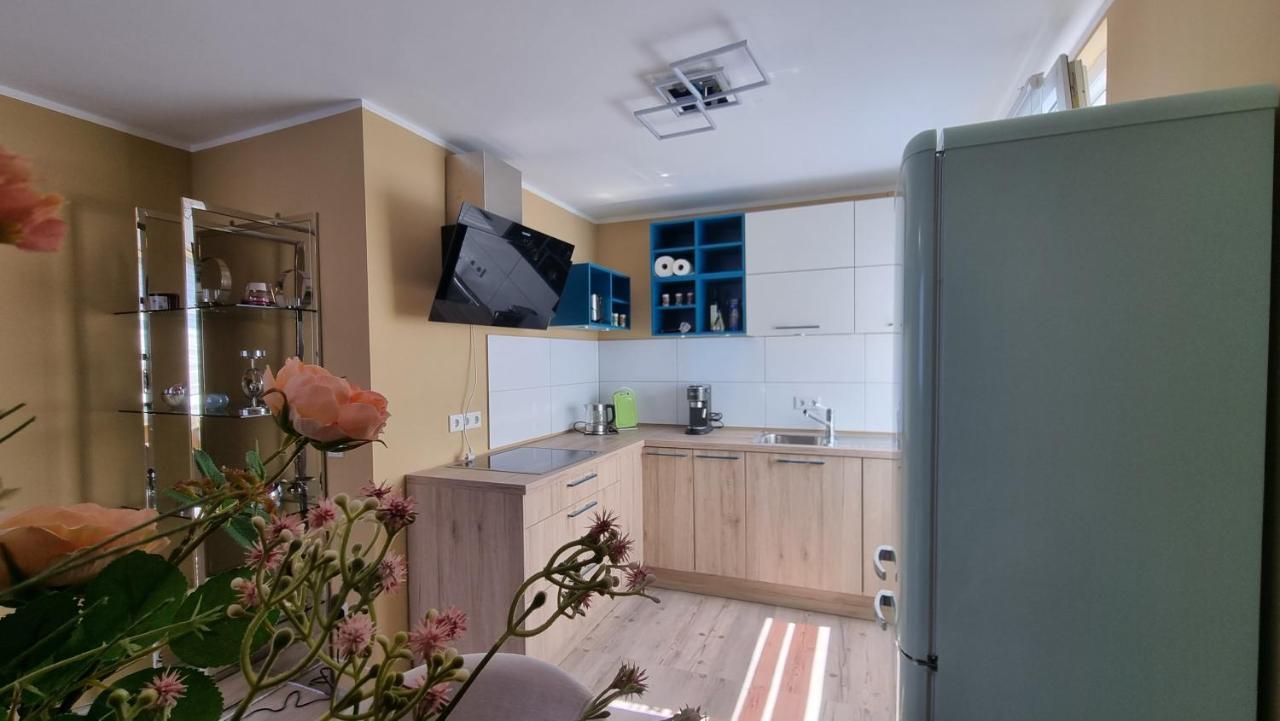 Apartment Lovely 2-bedroom Unit In Duesseldorf Tastefully Furnished Düsseldorf