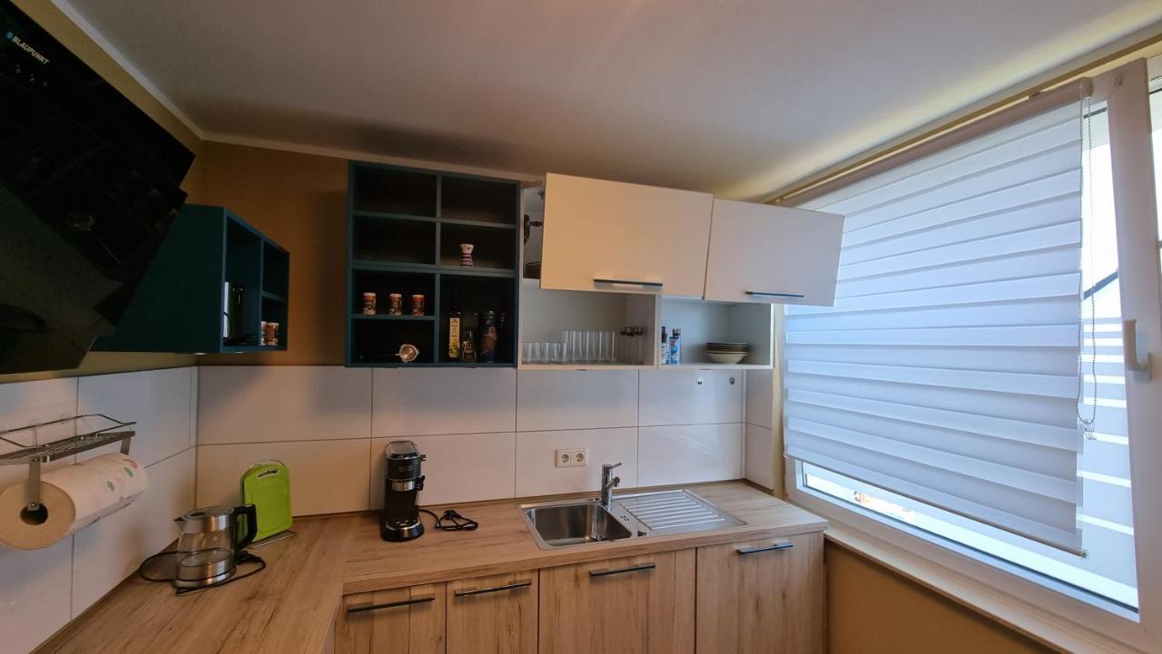 Apartment Lovely 2-bedroom Unit In Duesseldorf Tastefully Furnished Düsseldorf